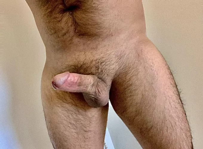 Half Syrian, half Lebanese, all Arab body and cock!! تحبّون الجسد اللبناني/السوري؟ 🍆