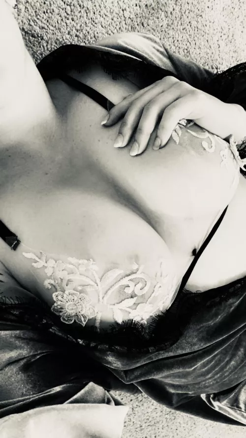 Happy Monday! How do you spice up a dull week?