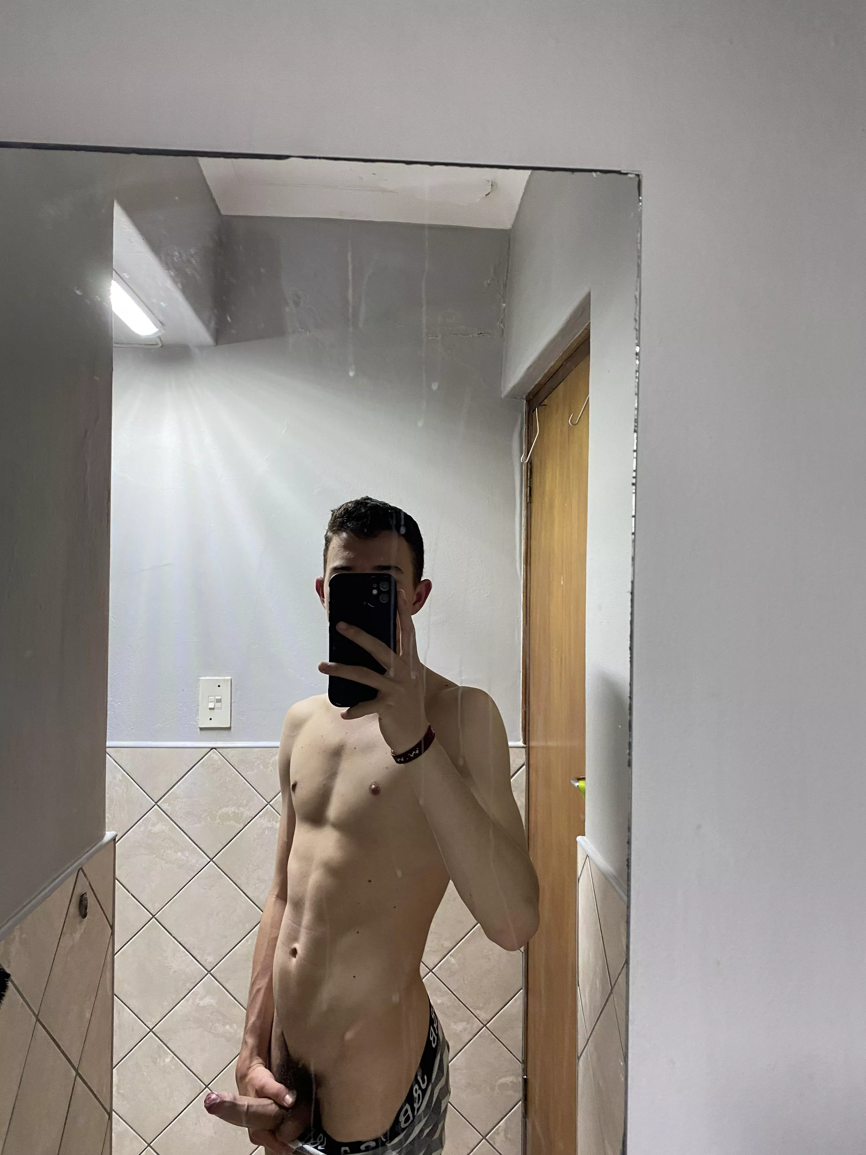 Help a bro in need😏