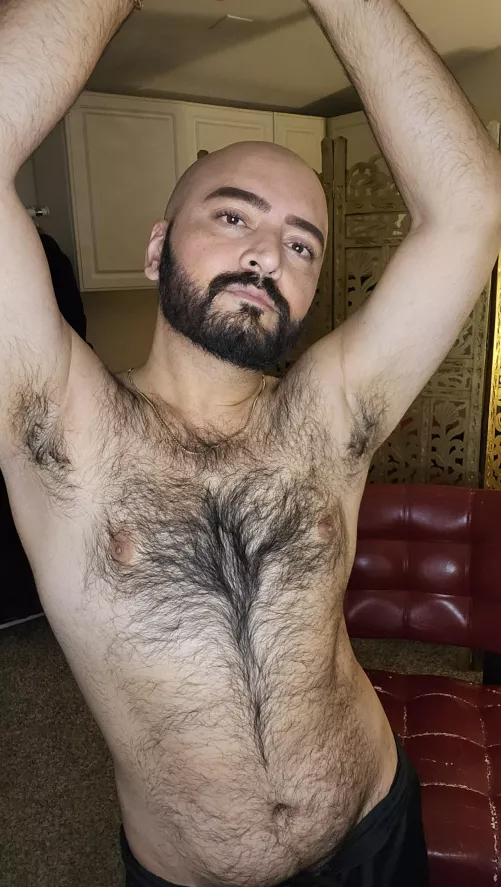 I smell like coconuts 🥥 right now