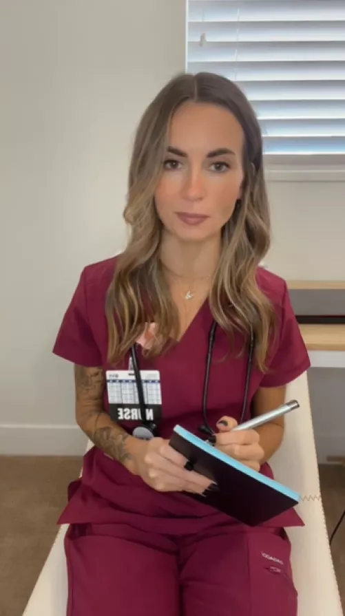 If I showed you nudes during work, would you wanna see them?