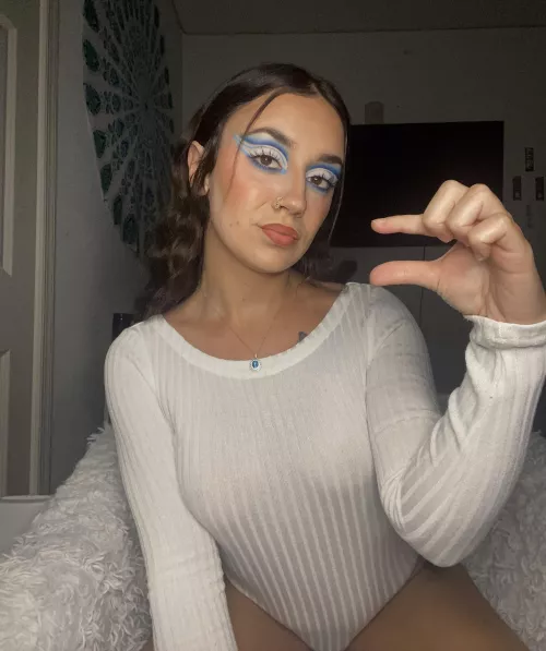 I’m annoyed that you’re so small 