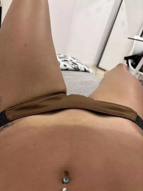 It’s hard to be well tanned