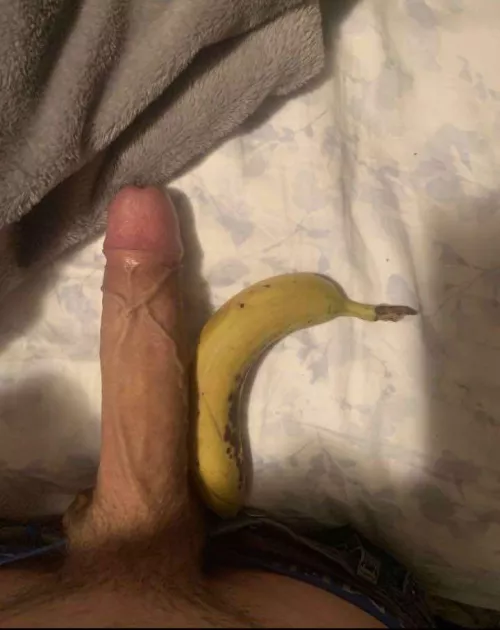 It’s okay if his is smaller than the 🍌 I won’t judge😇