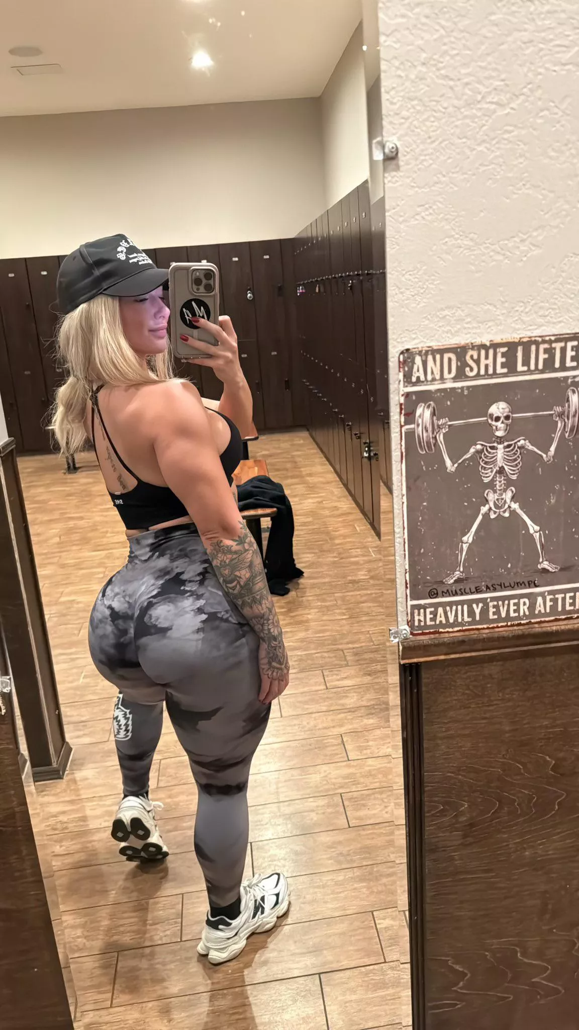 just carrying this cake all day 