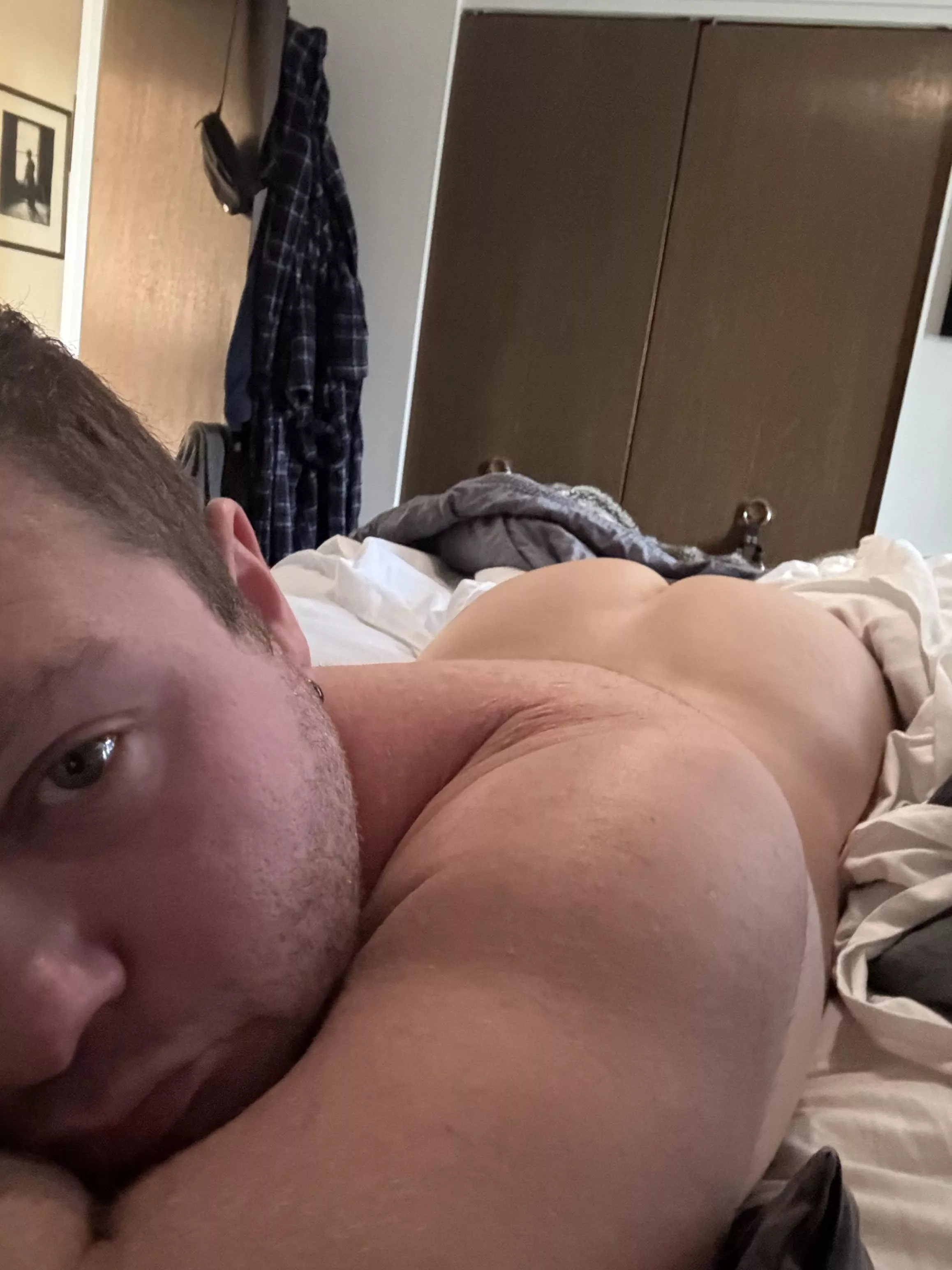 Just chilling. Thinking about getting my hole destroyed.