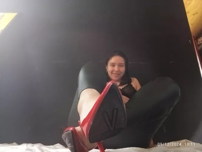 Look, my heels and I came down to see you because you are not up to par with this goddess.