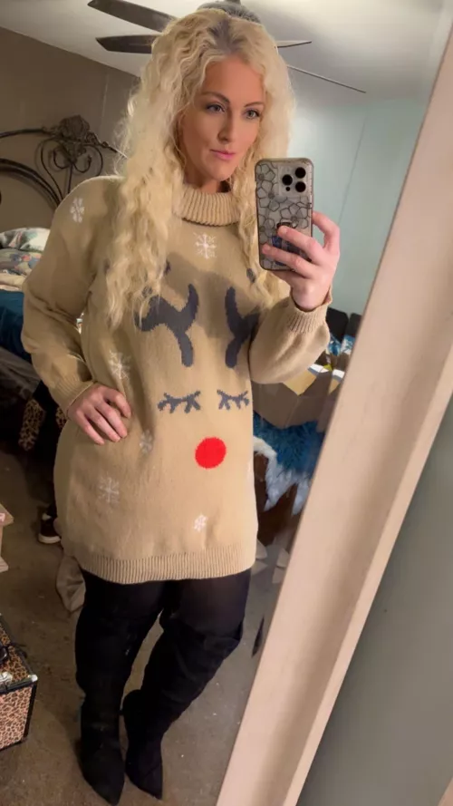 Love I can wear cute outfits like this now