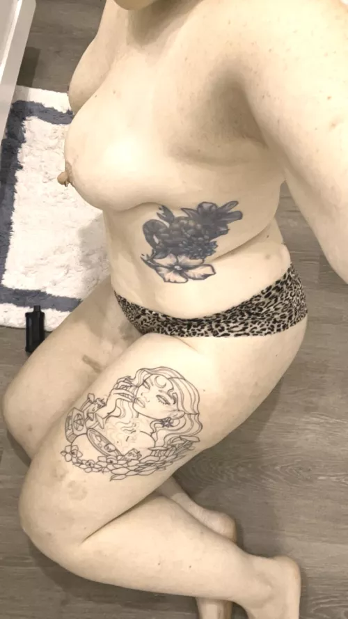 Lovely lady lumps (f)