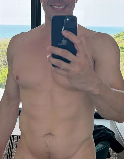 [M4FM]  Miami 6’2 tall handsome, 8 in big thick cock  -looking for  Mfm ,Hotwife and I do Yoni tantric massages 💦💦💦 reply with pics& ((location))  must verify ! 😍😍😈😈