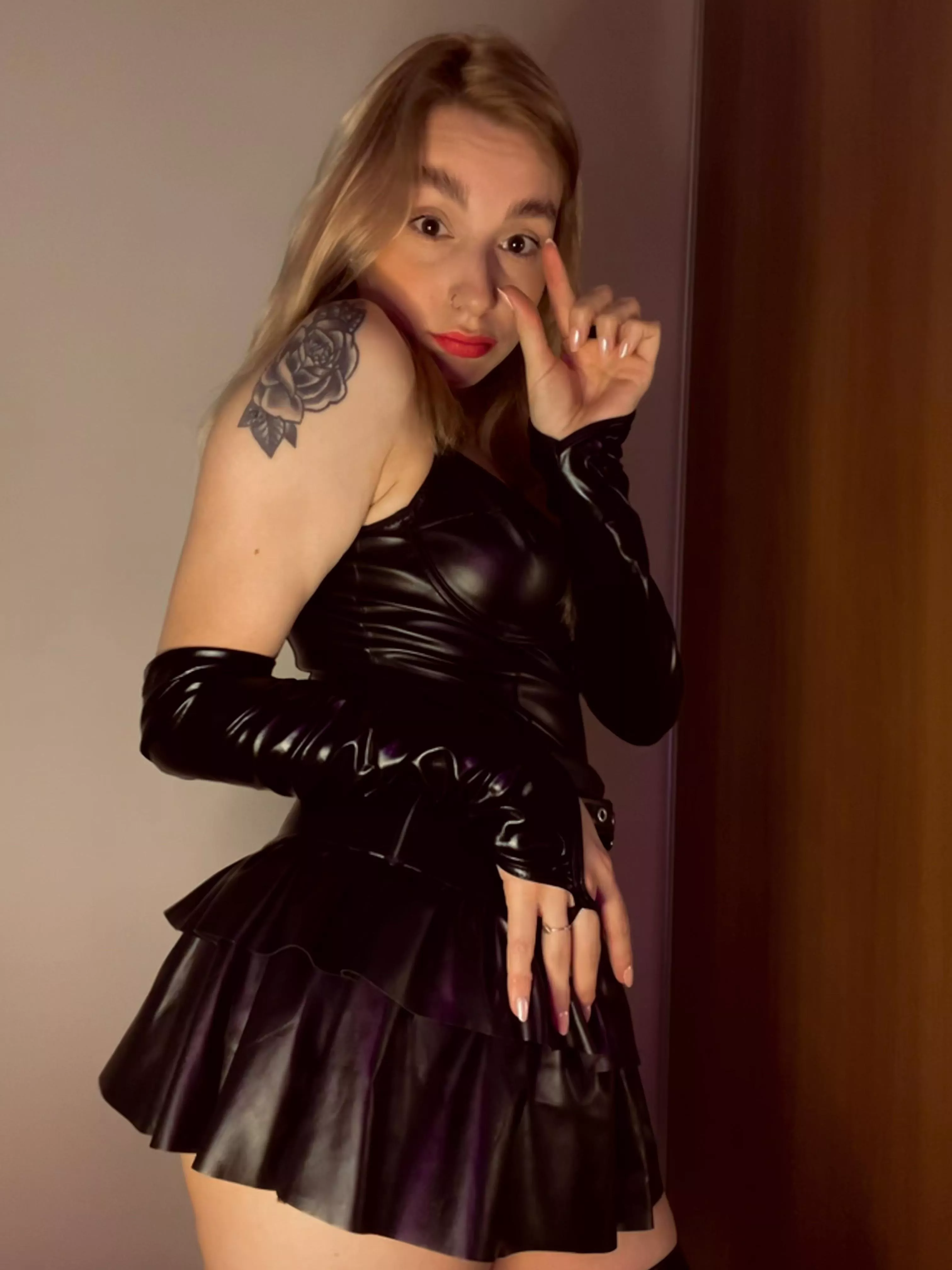 Mommy is looking for the smallest cock on reddit! How many inches is yours?