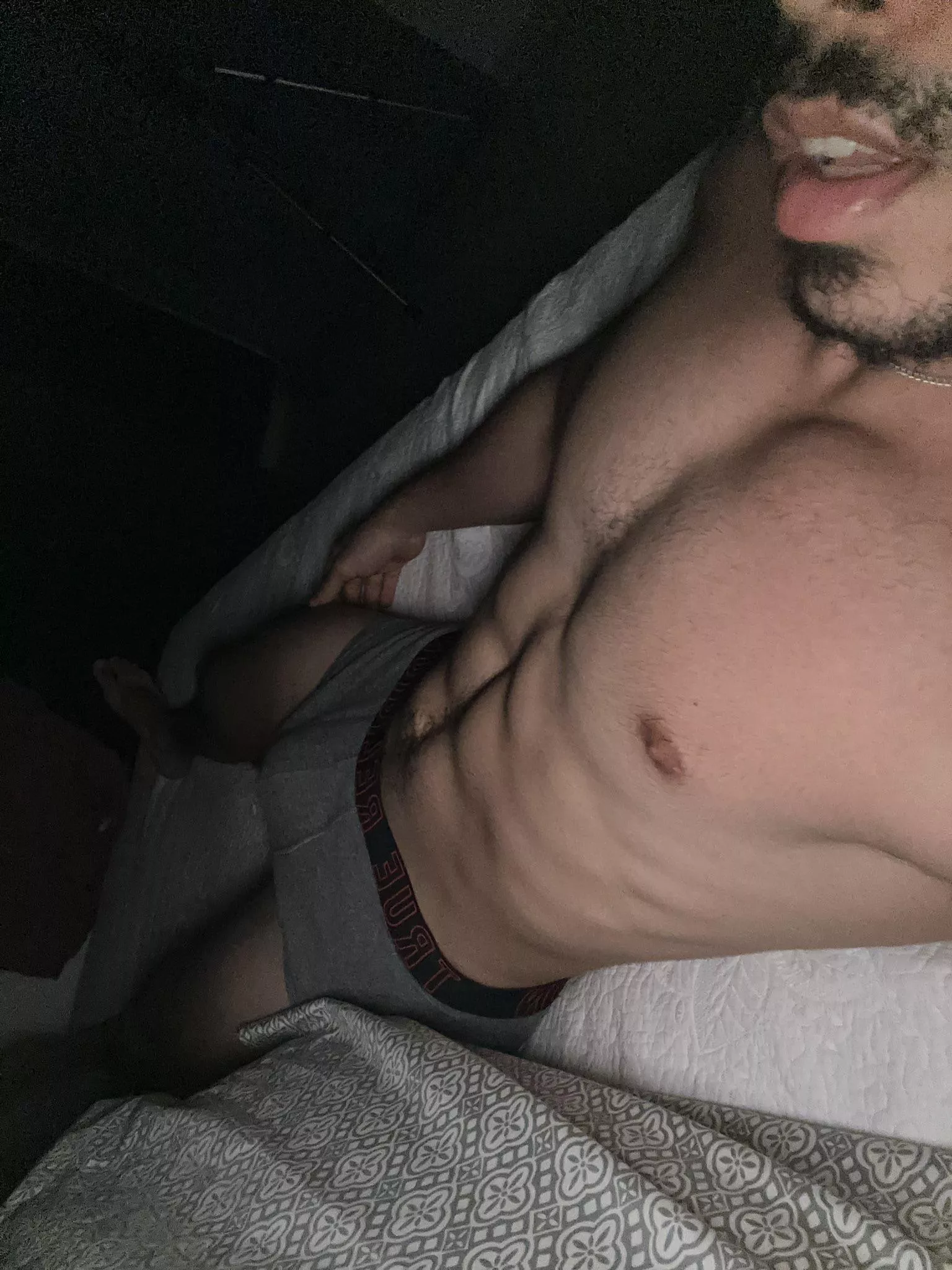Musculardl22Cm, looking for muscle jocks, 22M