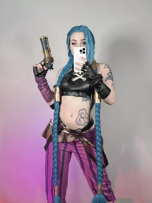 My Jinx cosplay from Arcane (emkitty)