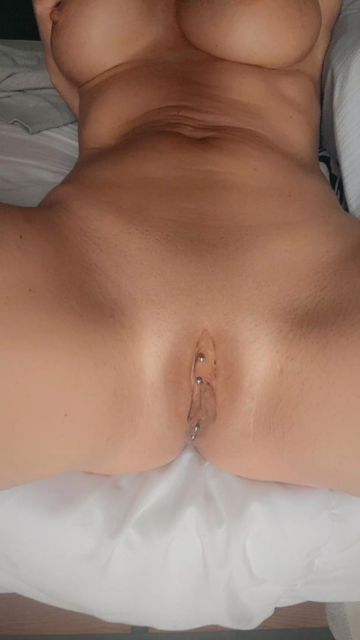 My pierced pussy 💋