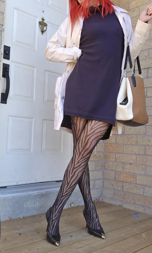 New day, new pantyhose look.. 