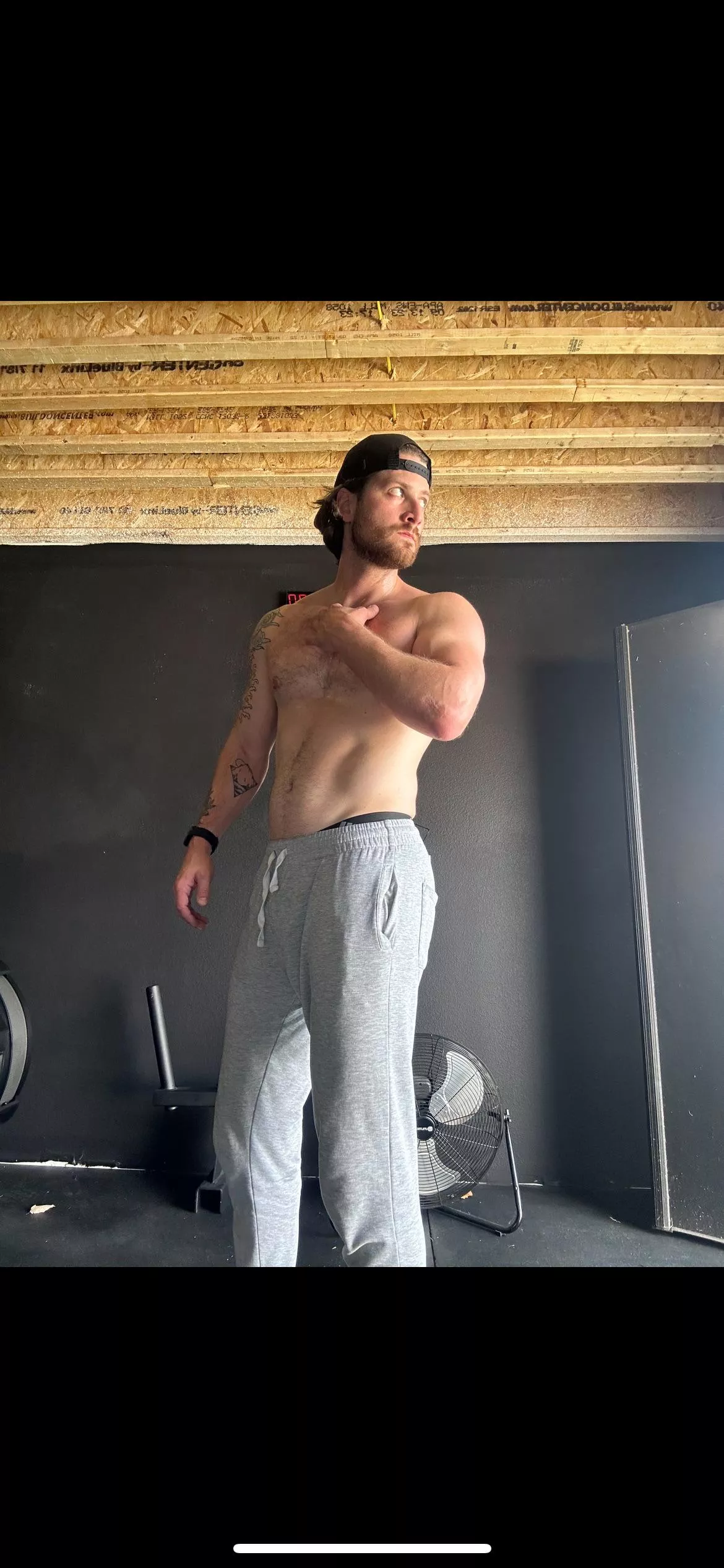 Putting on the pounds, up to 225lbs at 6’5 😤