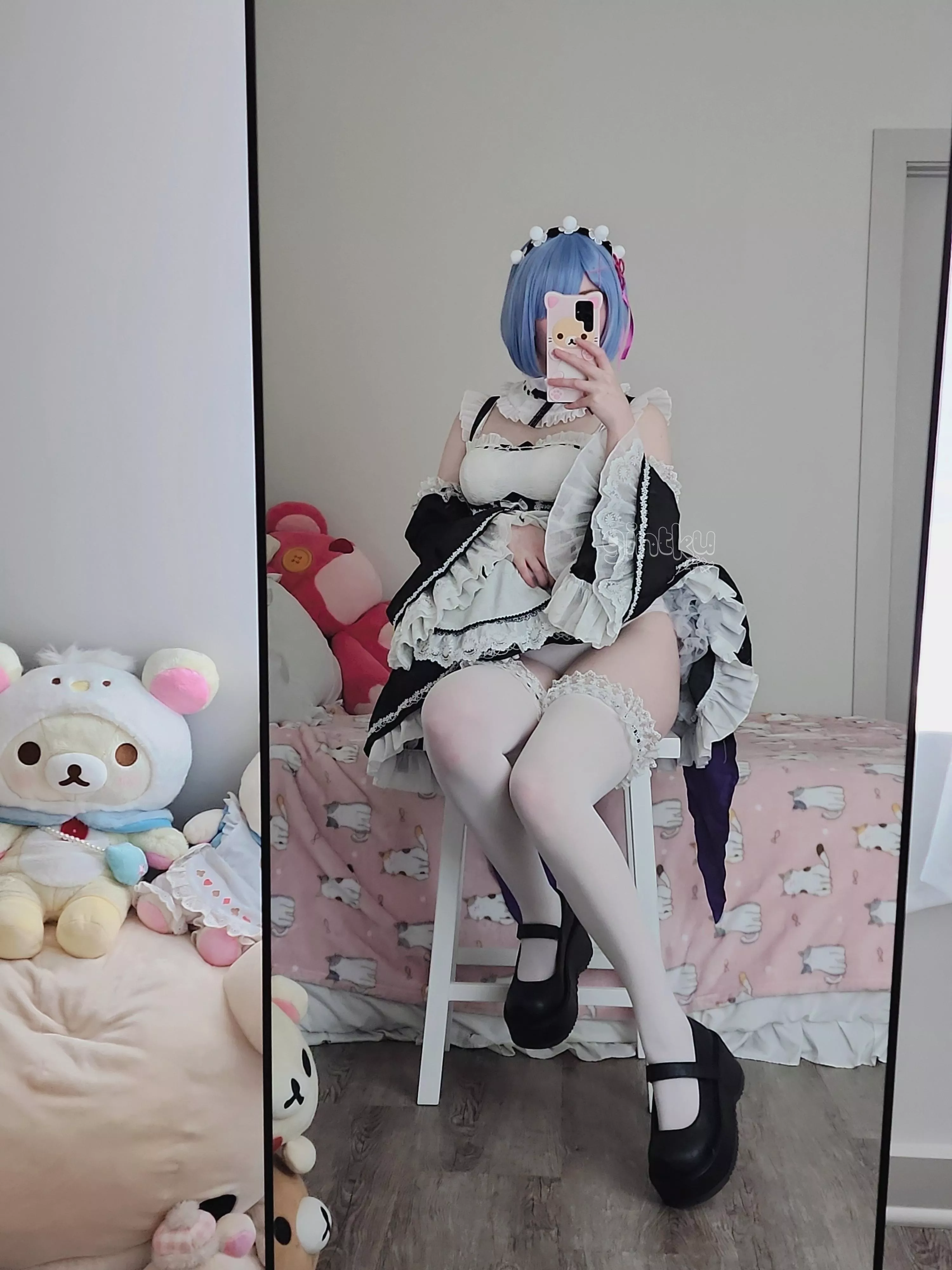 Rem Cosplay by gintku