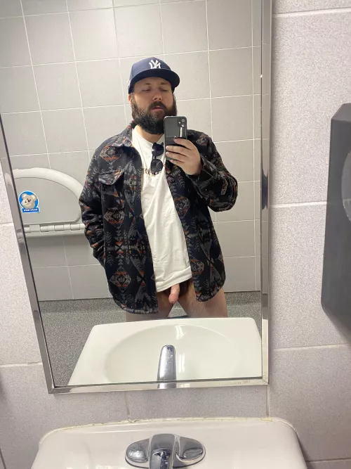 Saving money at Costco makes me want to suck dick [32]