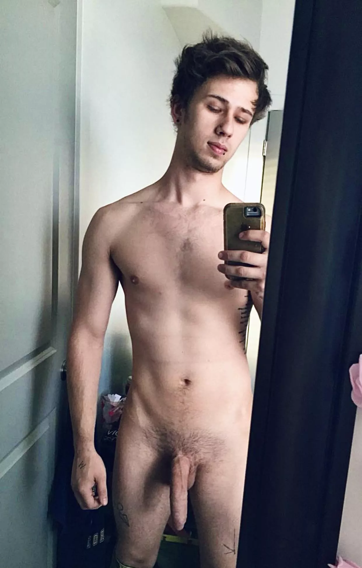 Seems like the right group for this one 😋