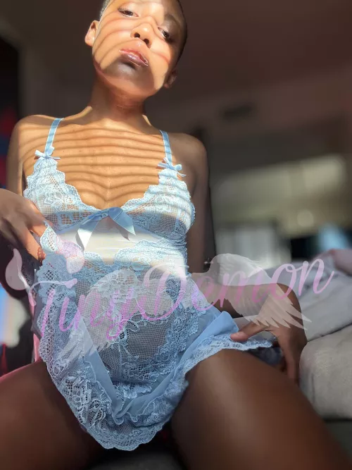 [selling] [cam] [sext] [pic] [vid] [GFE] doing half off customs for christmas ! 🥰