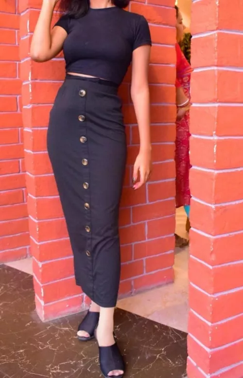 Sometime feeling or doing Lesbian stuff are normal or not? (upvote me for regularly active) 