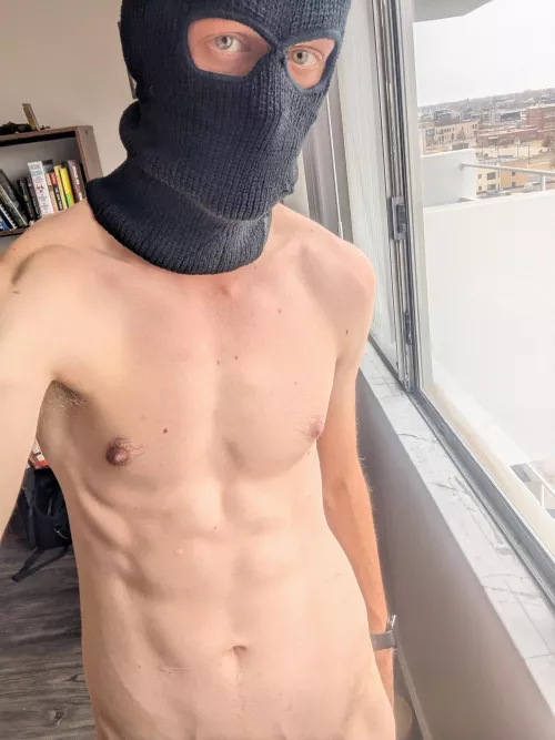 Sorry love, I'm the one doing the tying