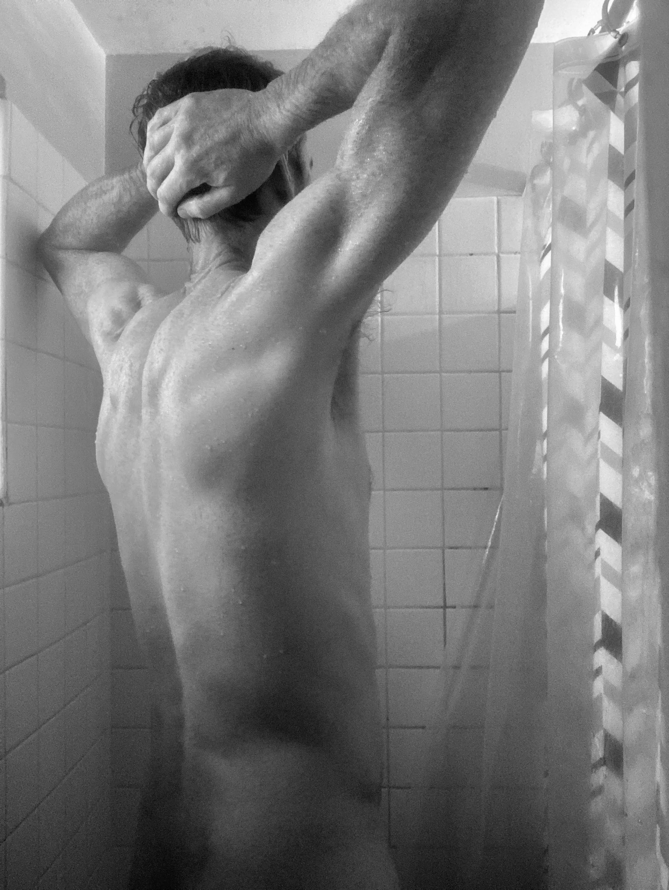 Sunday showers 🚿 