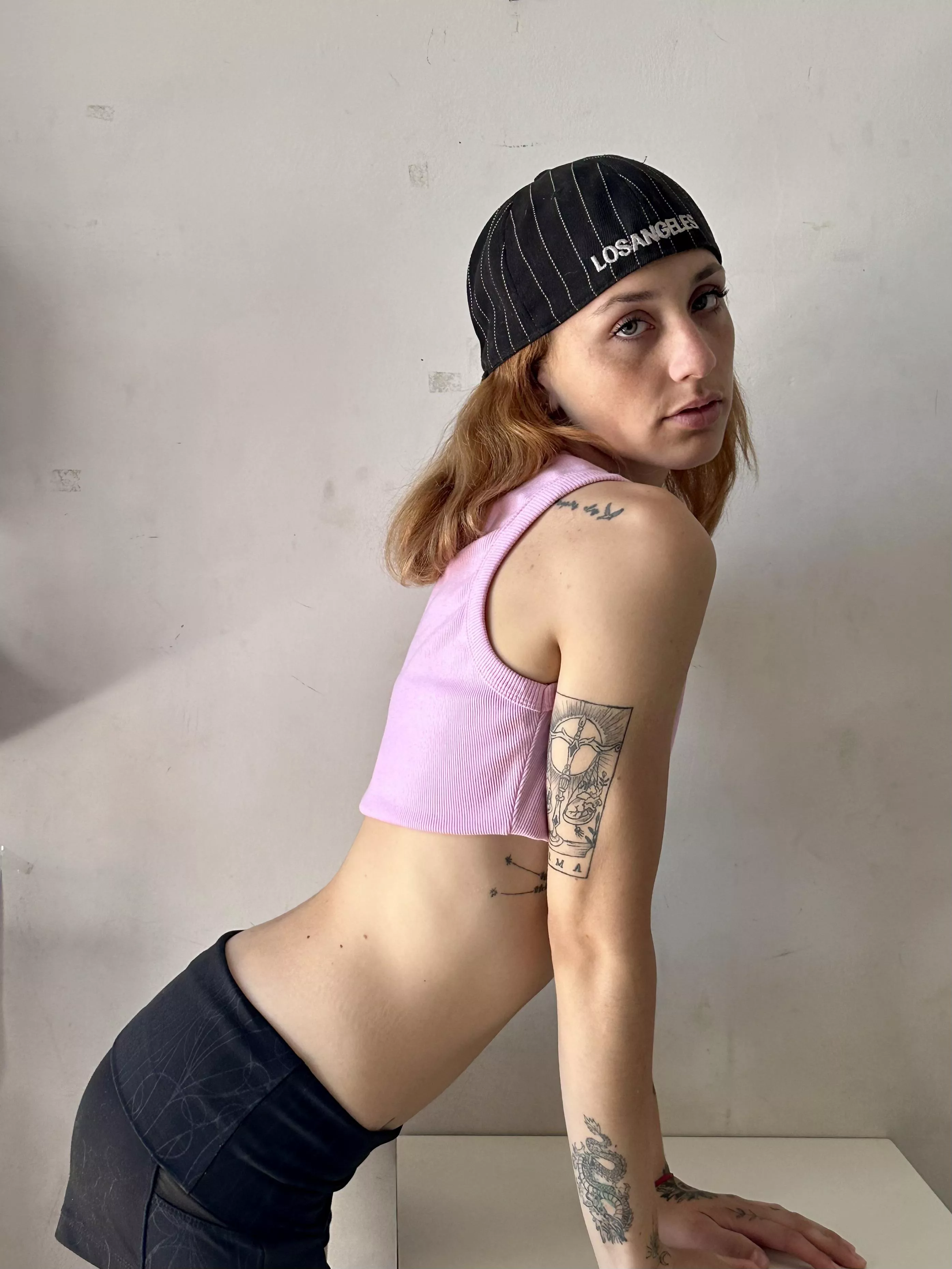 Take naked pictures of me with your cell phone