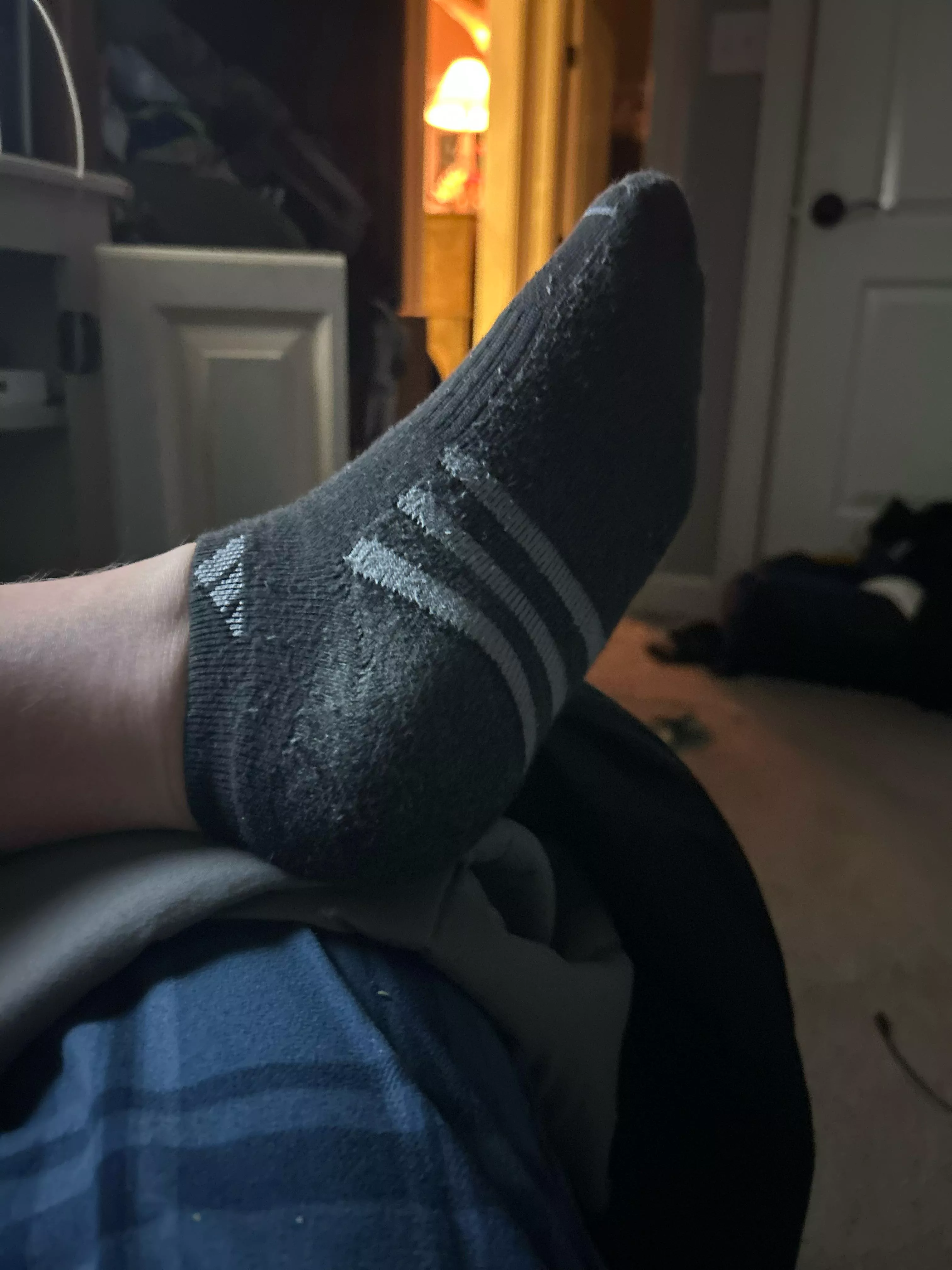 Tear em off with your teeth and I might let u taste em