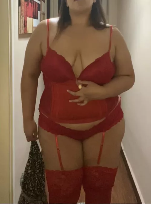 The thick brunette latina you need