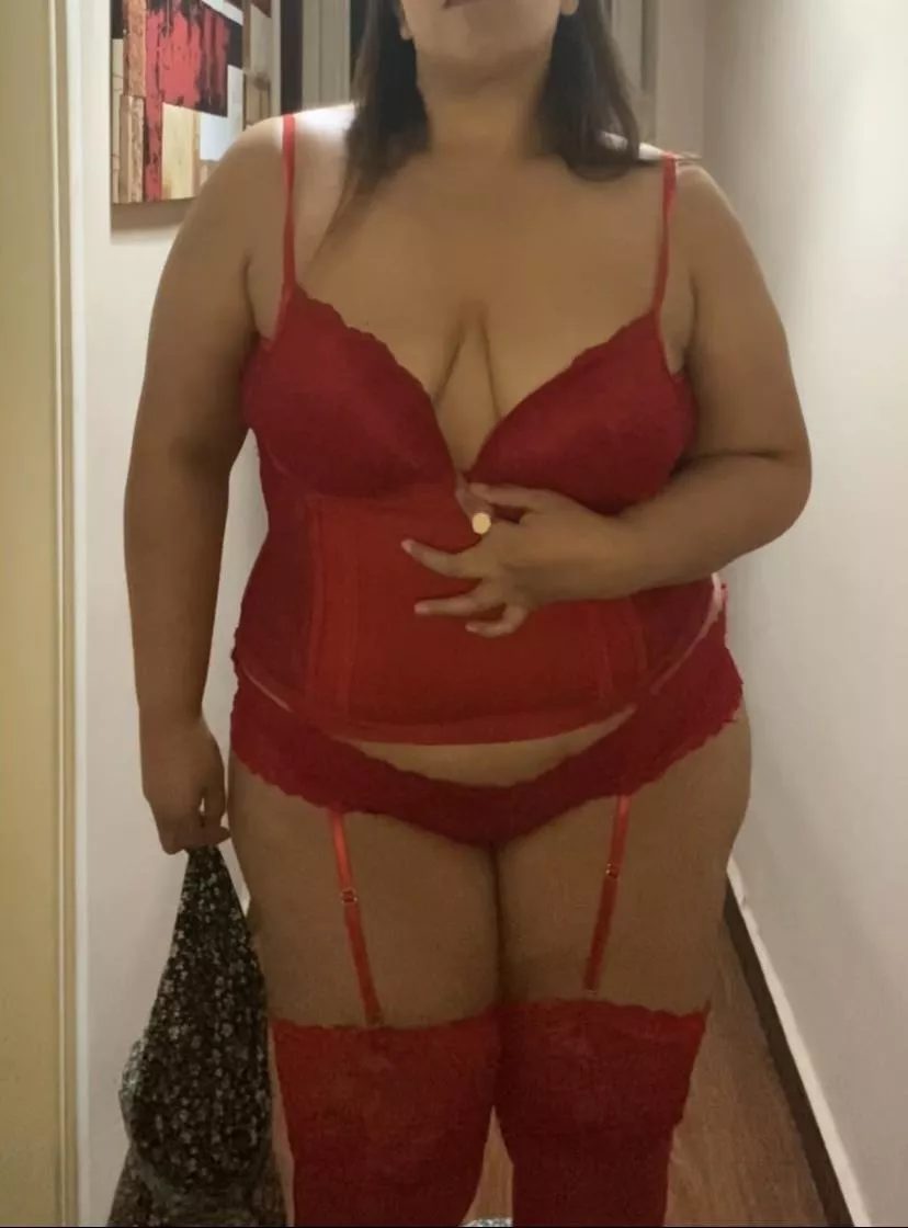 The thick brunette latina you need