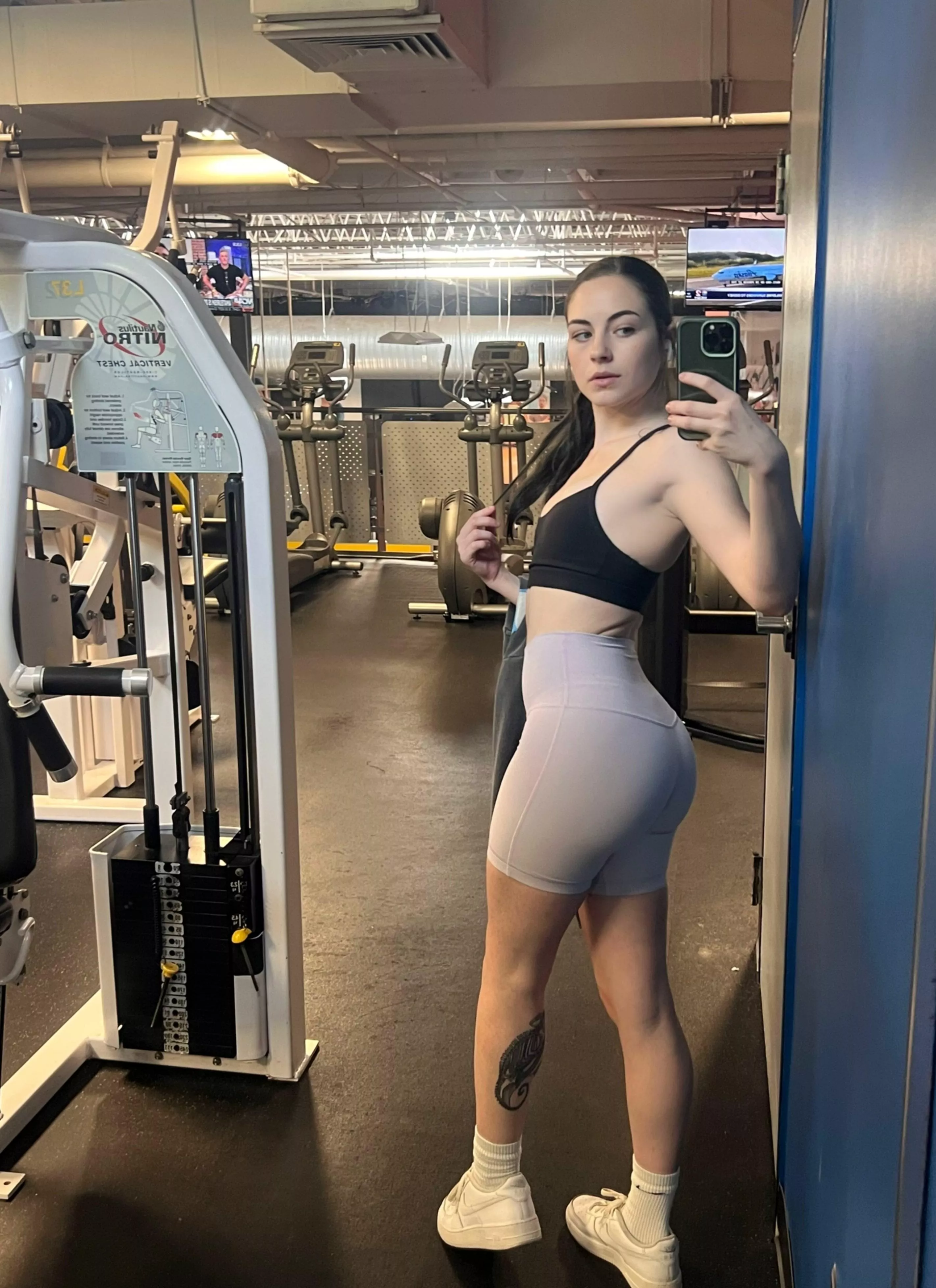 these shorts make my ass juicier