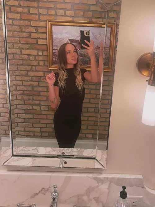 This dress stole my heart the moment I put it on