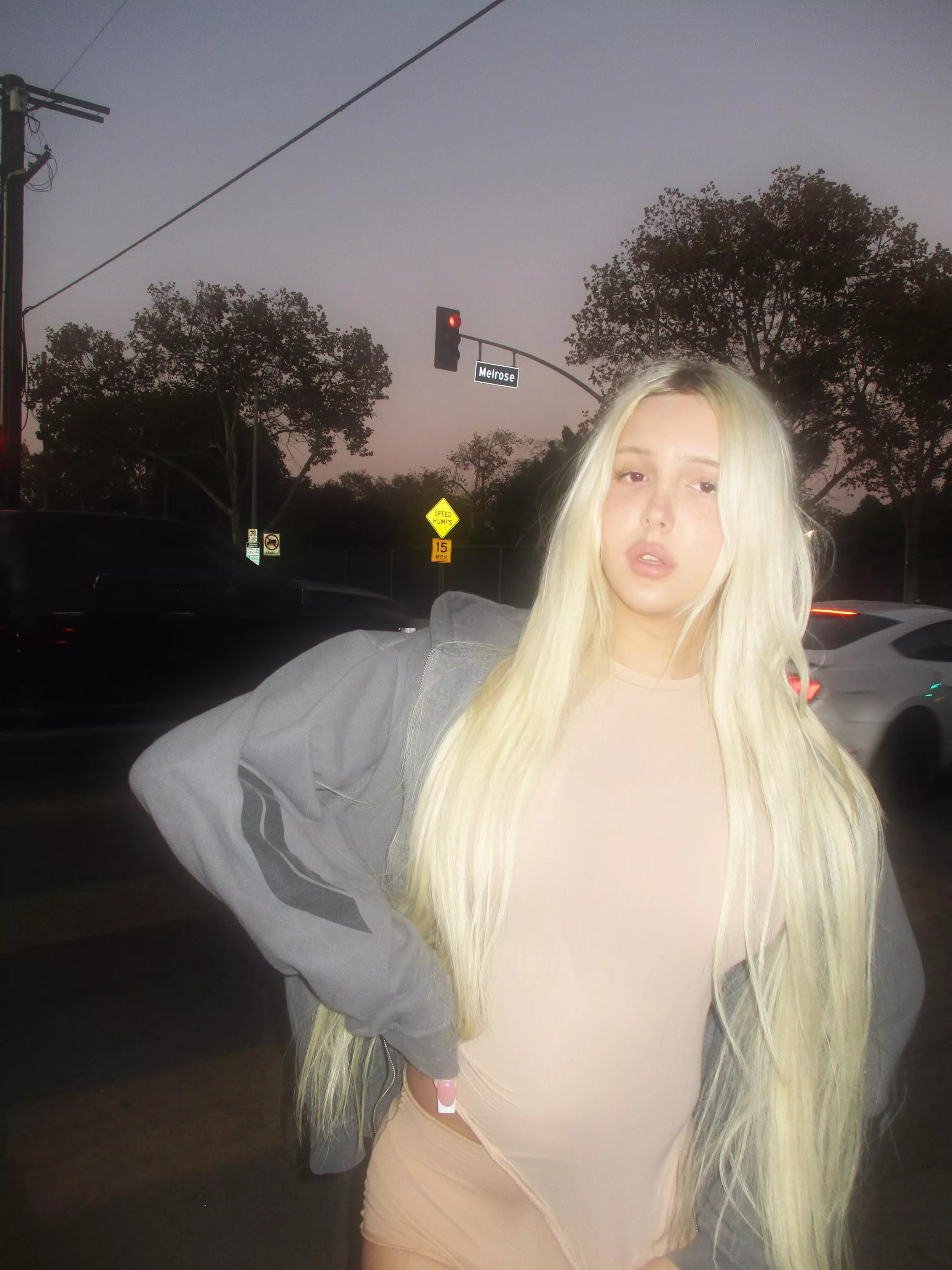 this is what i have under my skirt 