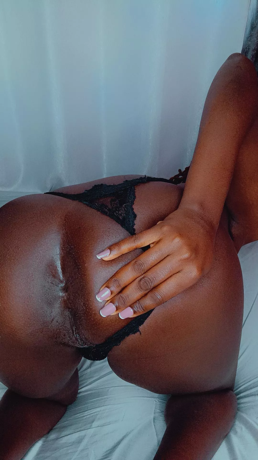 Tight ebony holes ready to fuck, how long would you last?🤭💦 Customs (kink friendly)
