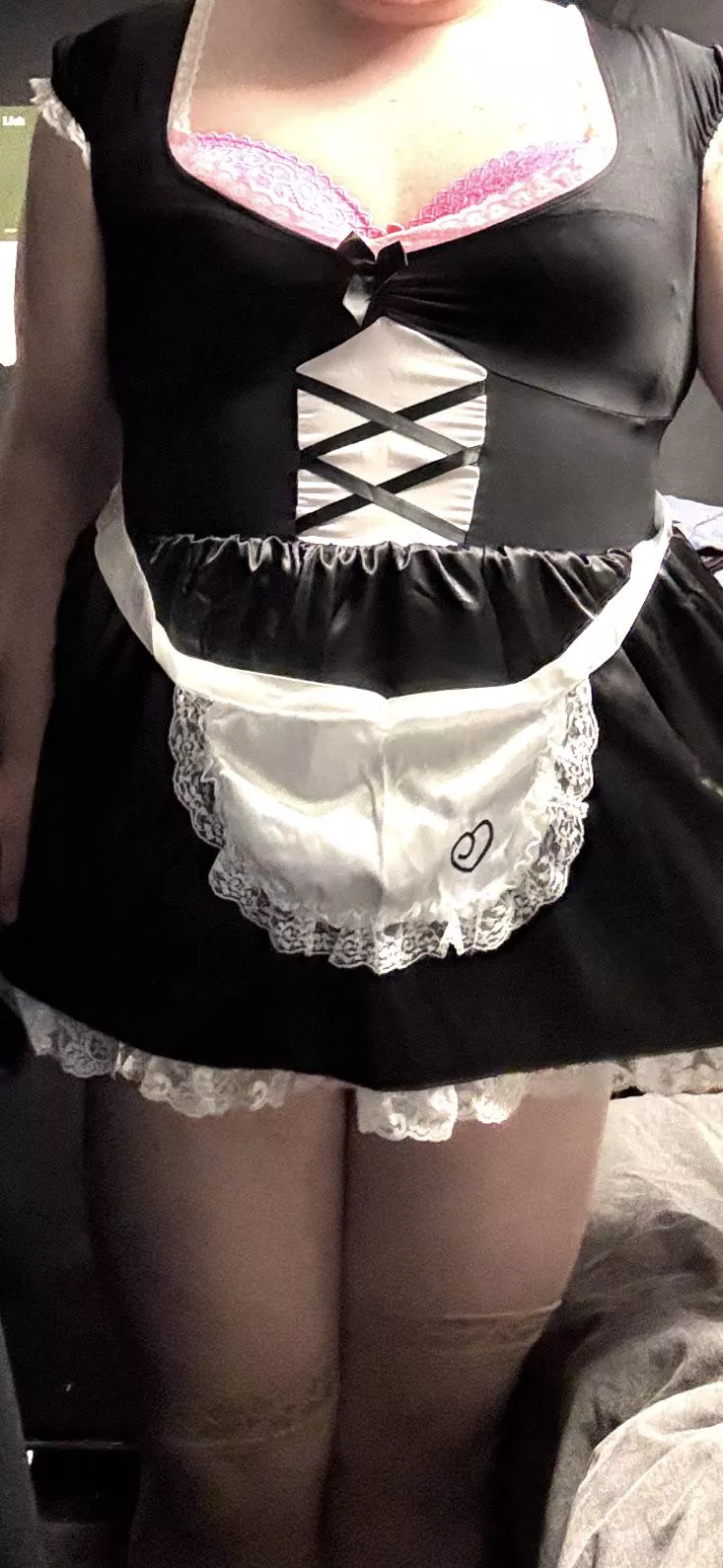 Total sissy loser looking to serve a chav superior - ideally be made into a slave/ bitch