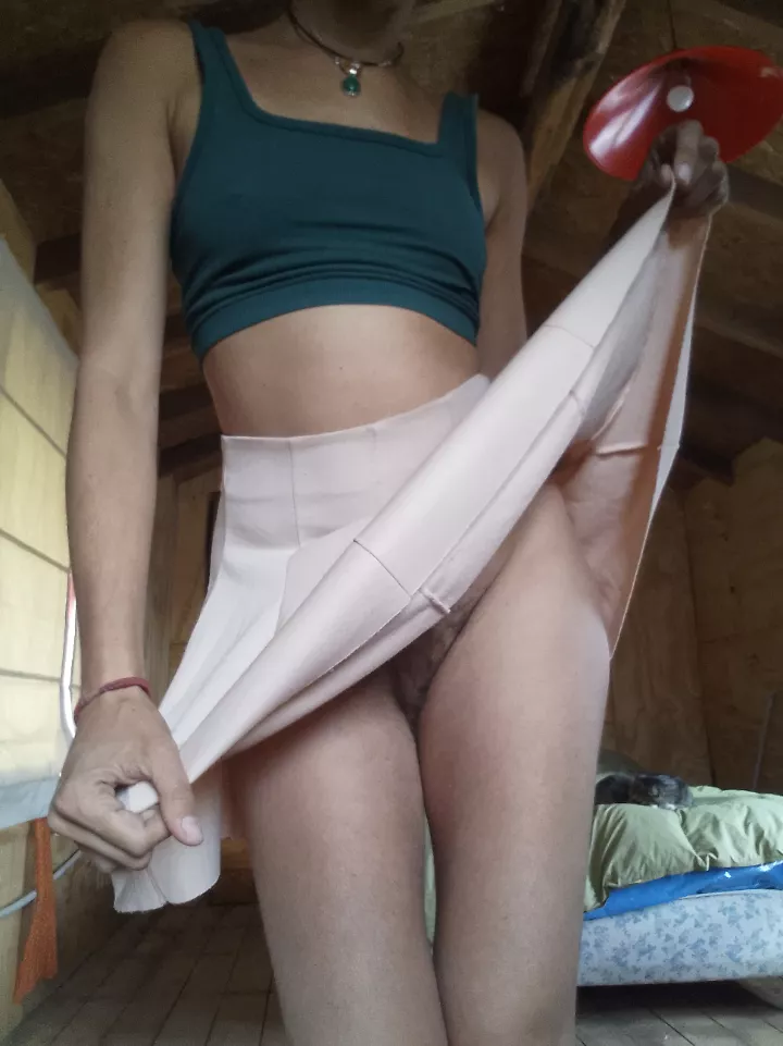 Trying to go out without pantie