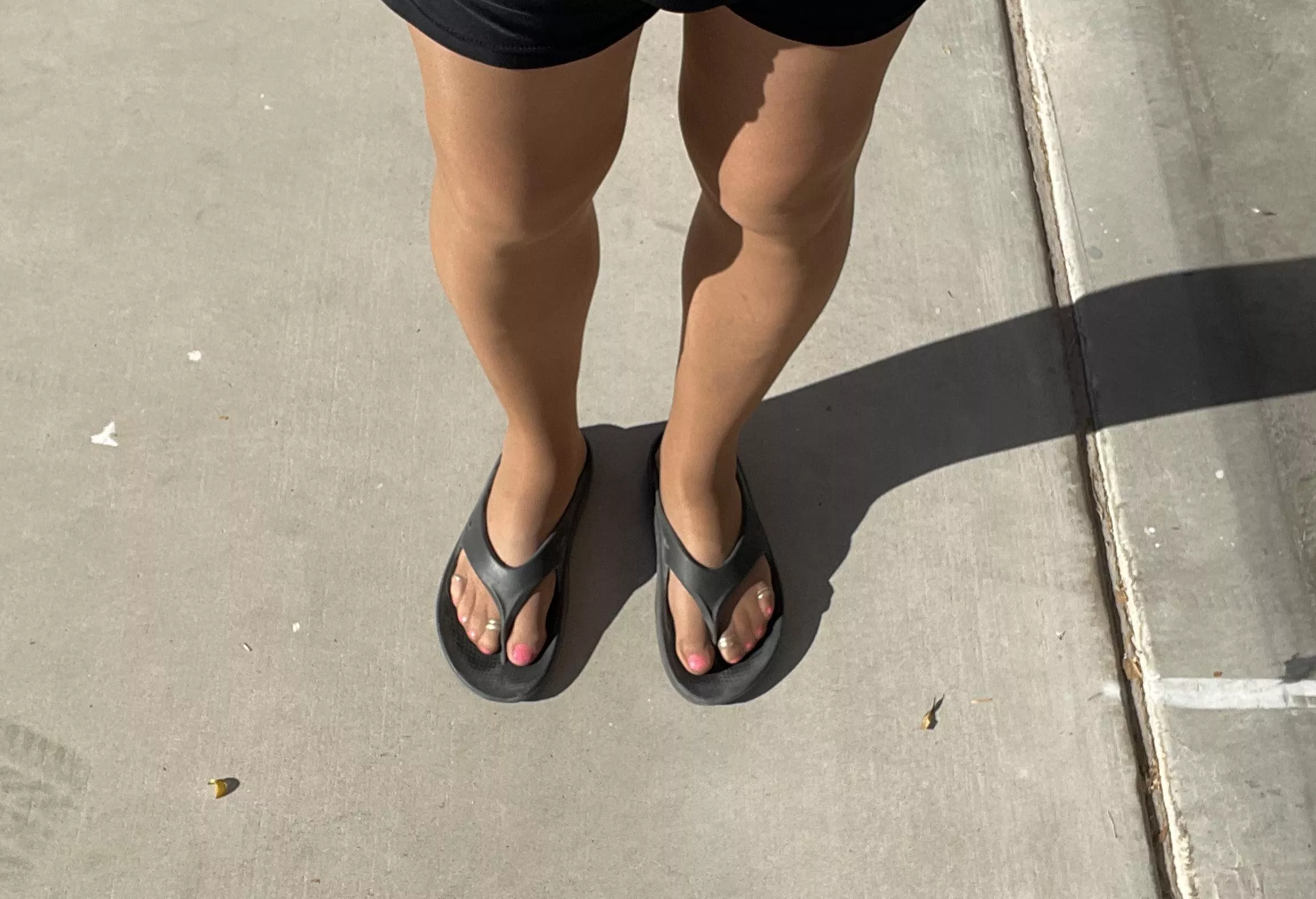 Walking thru the neighborhood in suntan Sheer Energy pantyhose