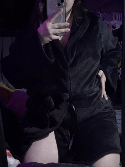 Wanna see what’s underneath;)