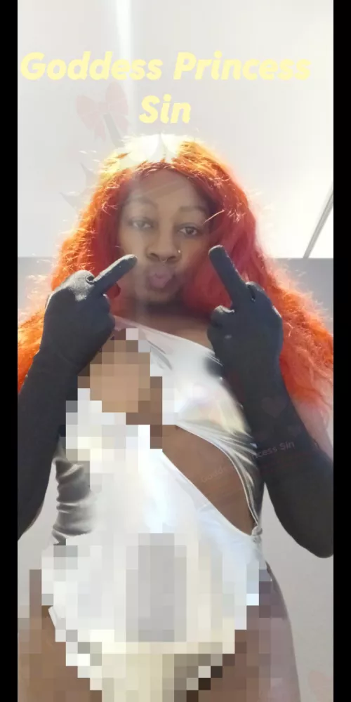 What you see is what you dont get. You really don't even deserve pixels.