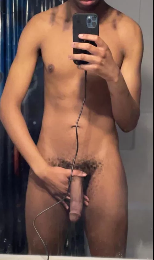 Who wanna get their wallet r@pedd