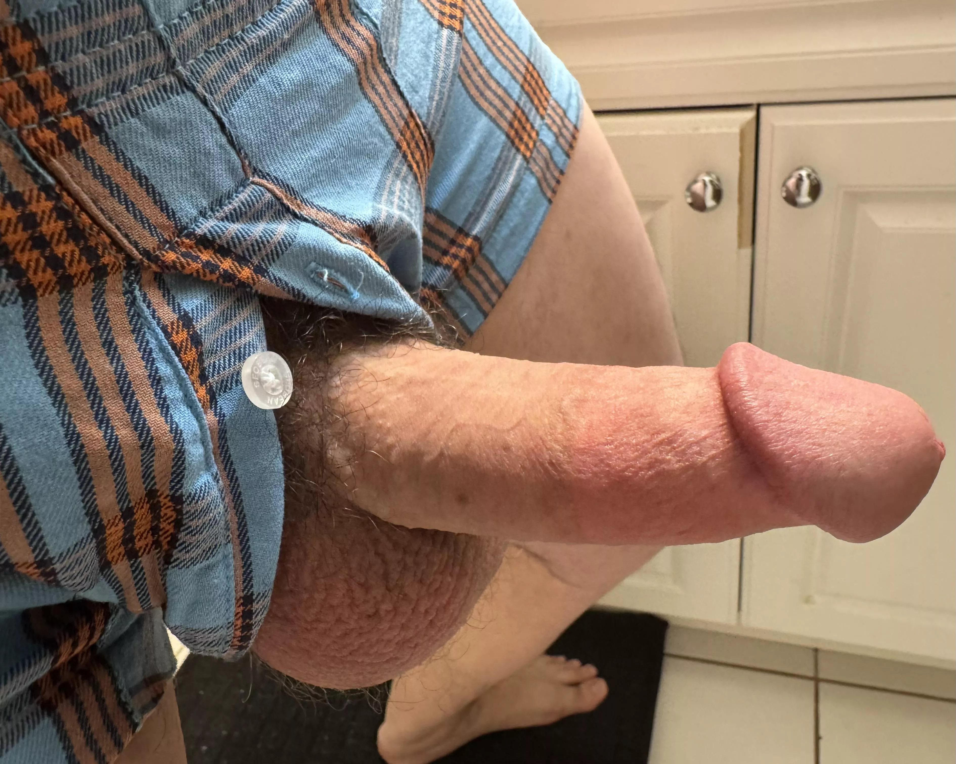 Wife gets super turned on when I show her how much you guys want my cock here 😏 (33)