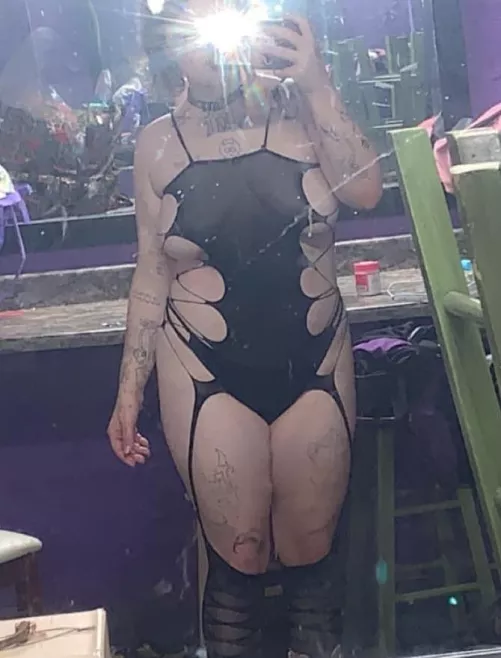 23 Y/O Exotic Dancer!