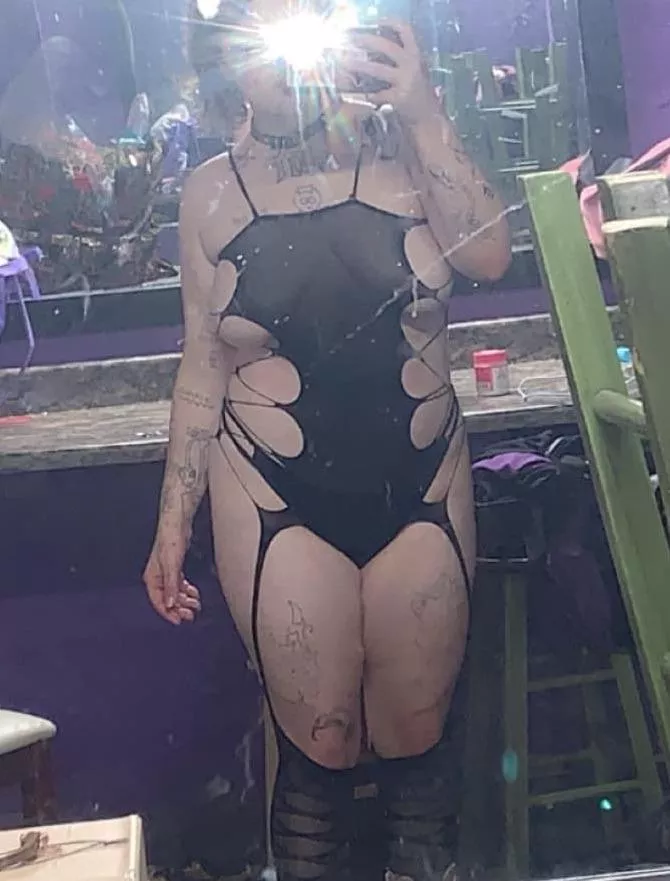 23 Y/O Exotic Dancer!