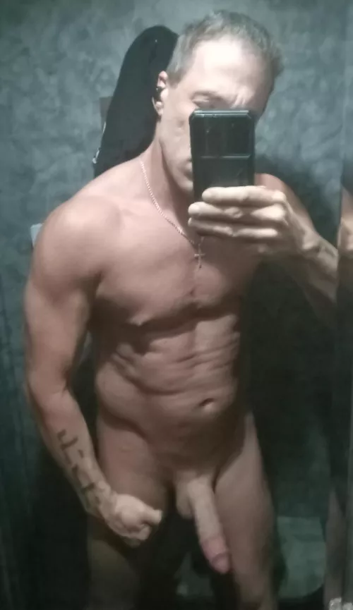 [46], 6', 186.1 lbs. Cutting. Lost 1.1 lbs this week. Abs incoming. 