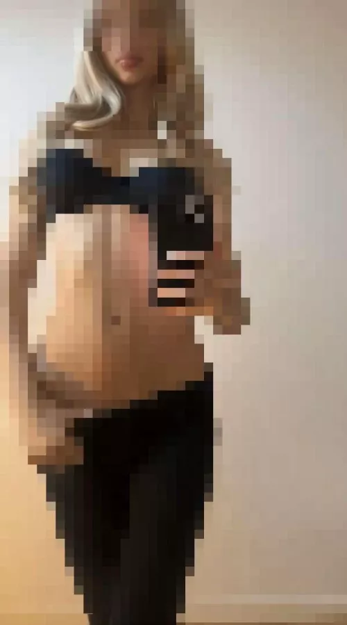 A gooning beta like you will keep being denied by hot bratty girls  