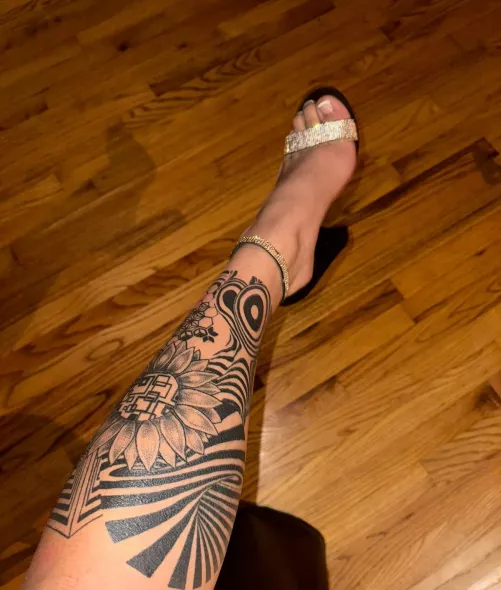 Admire my feet and tell me what you think.