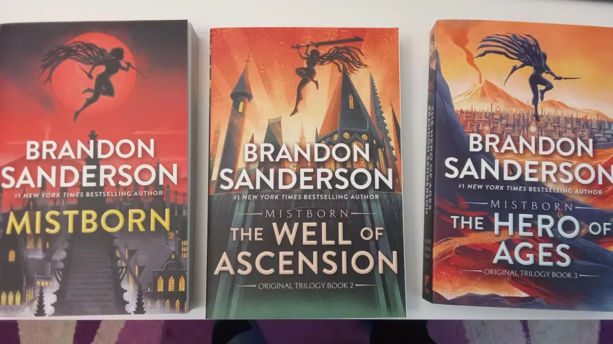 After having been a Brandon Sanderson fan for the past couple of years, I can't wait to read some of his books.