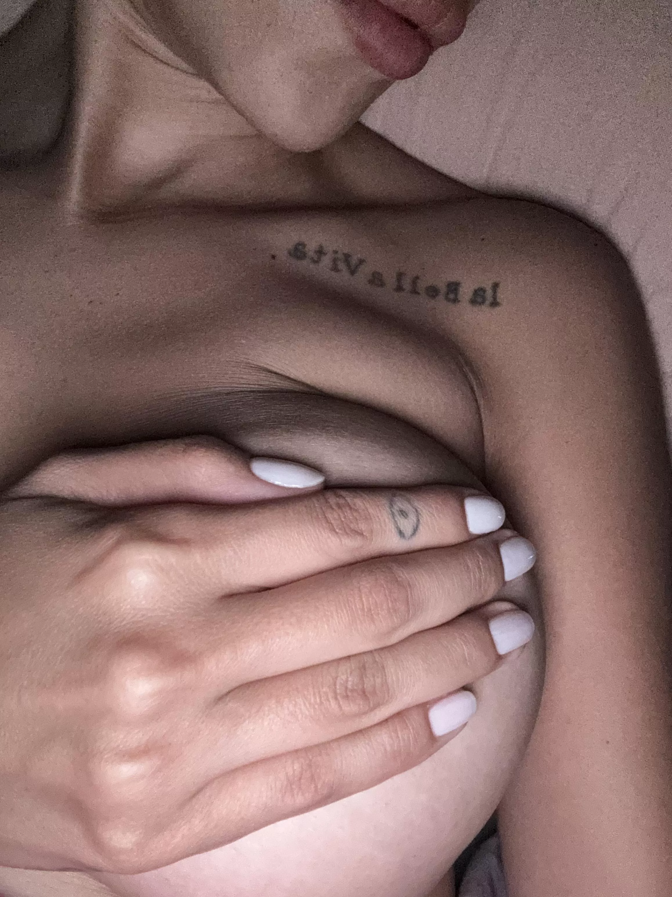 All men always flatter my natural nails