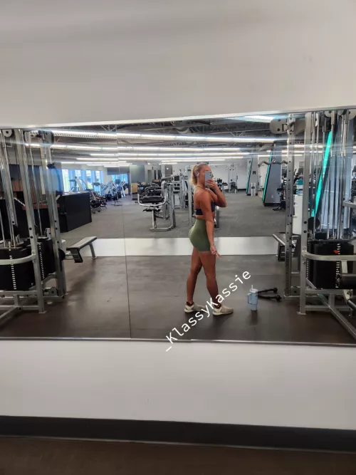 Always in booty shorts 🥵